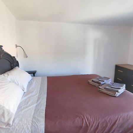 La Mansarda Apartment ตอร์โตลี ภายนอก รูปภาพ