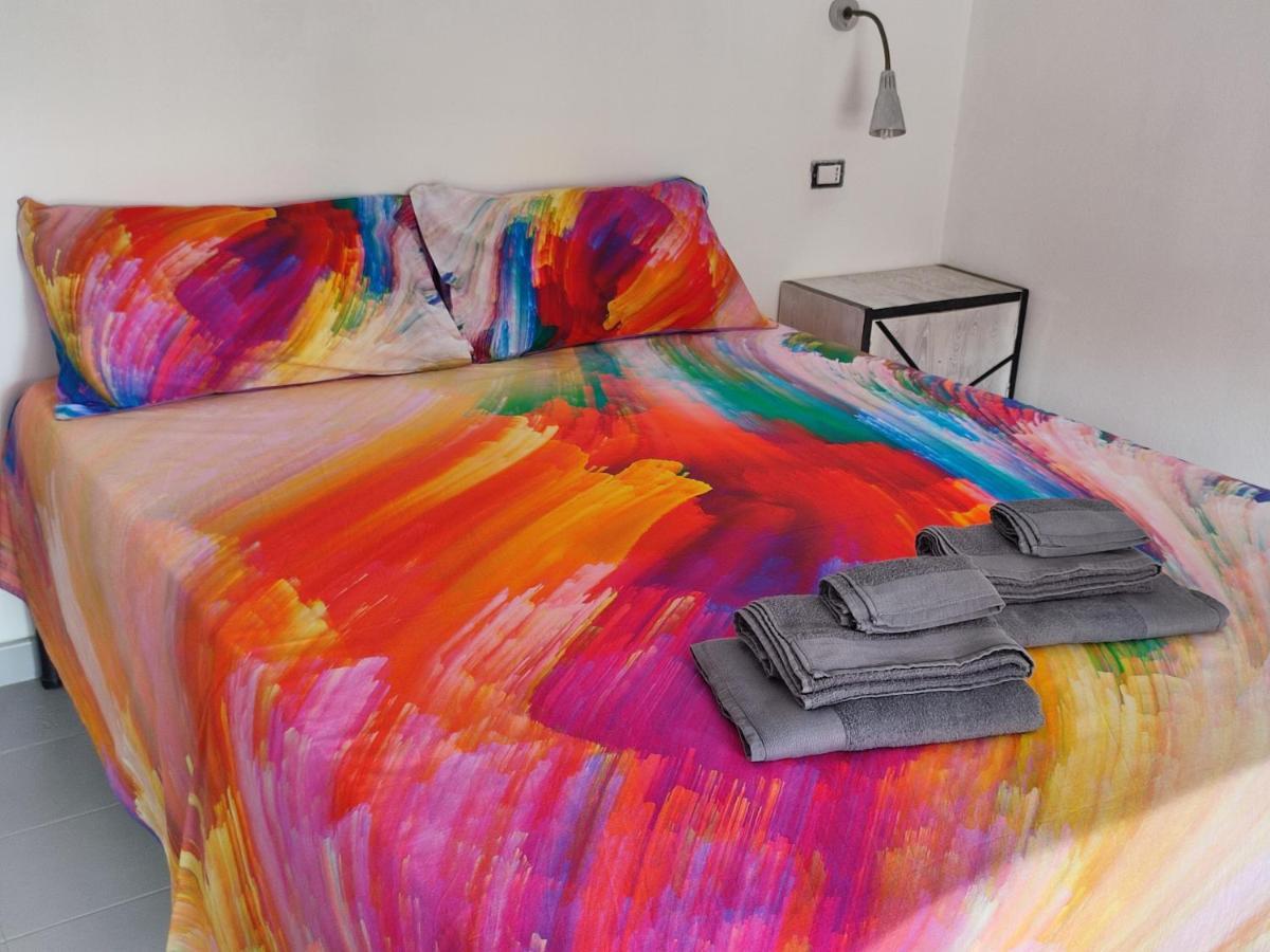 La Mansarda Apartment ตอร์โตลี ภายนอก รูปภาพ