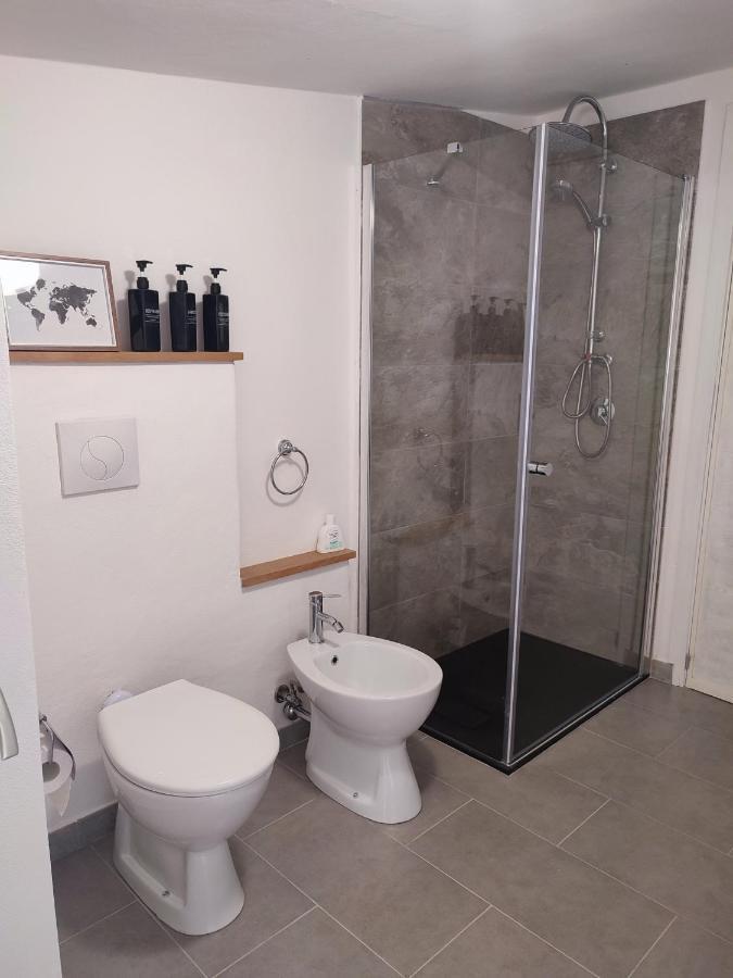 La Mansarda Apartment ตอร์โตลี ภายนอก รูปภาพ