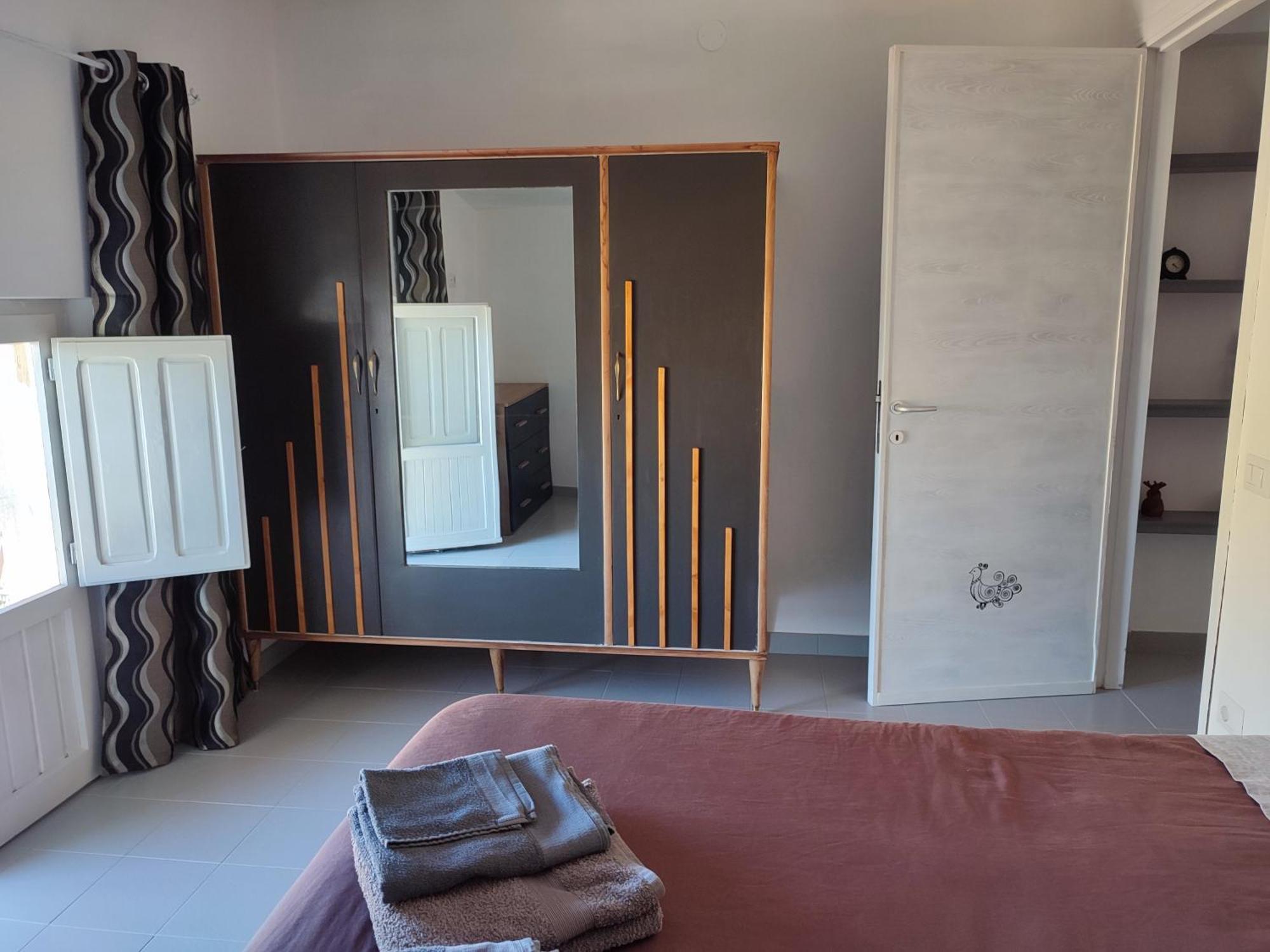 La Mansarda Apartment ตอร์โตลี ภายนอก รูปภาพ